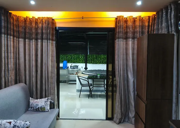 5mr Rooftop Staycation Manila